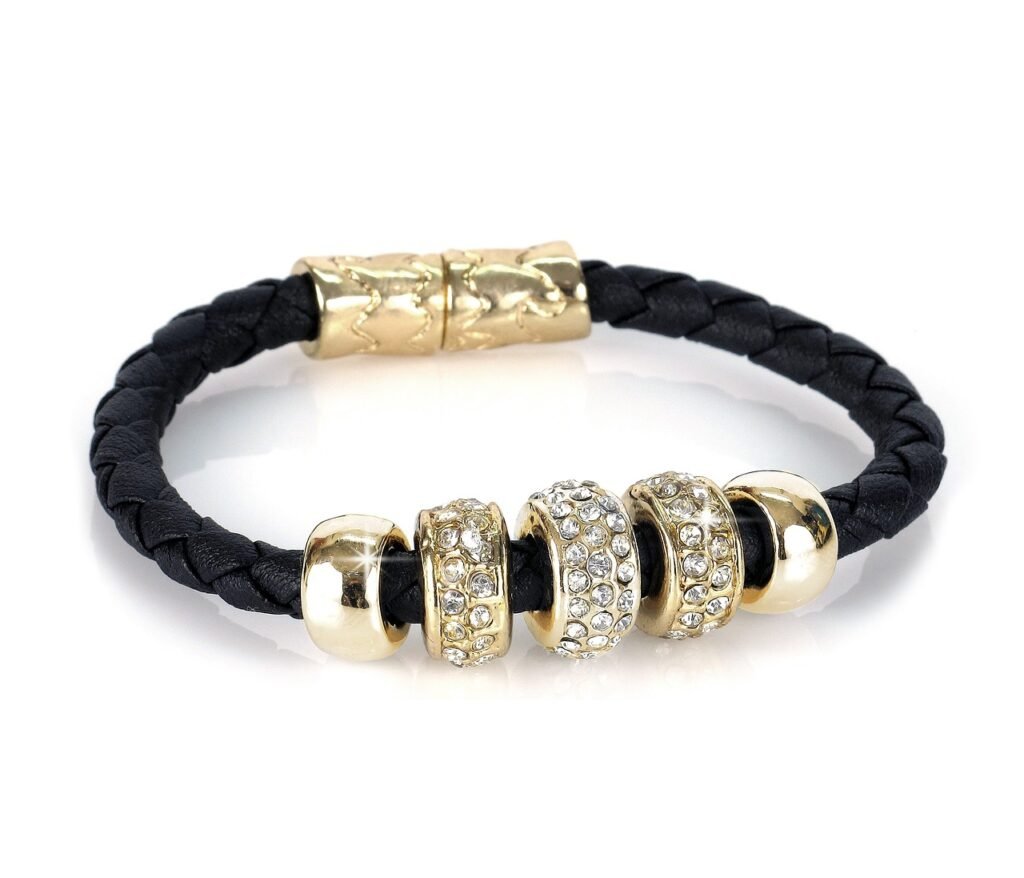 Classic Gold Bracelets to Suit All Age Ranges